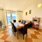 In 44015 Apartment