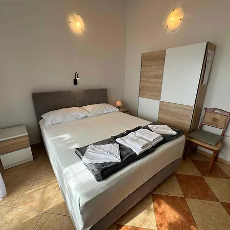 Appartement In 44015 Crikvenica